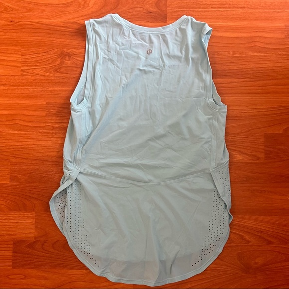 Lululemon High Neck Split Hem Run Tank Icing Blue - Picture 6 of 6